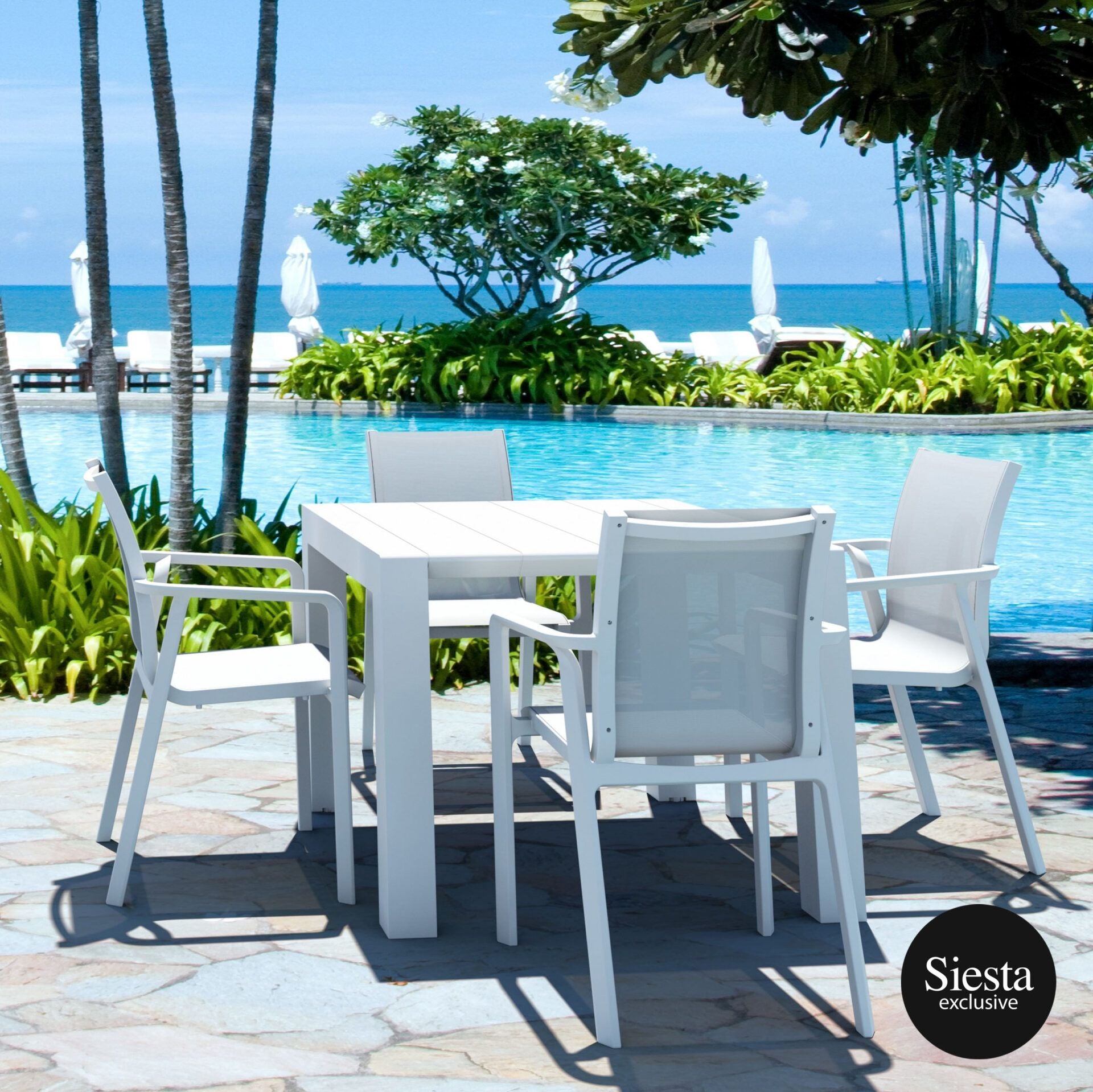912_pacific_armchair_vegas_table_100-1.jpg